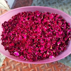 dried paneer rose petals